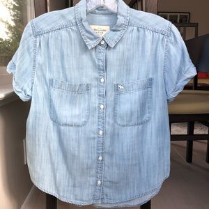 Abercrombie & Fitch Top